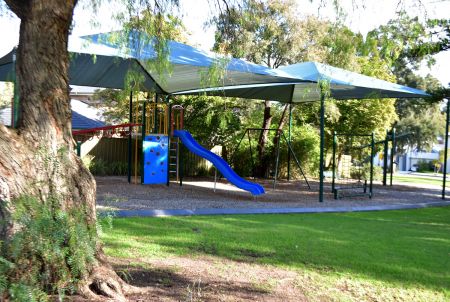 Bruce Avenue Reserve Play Equipment