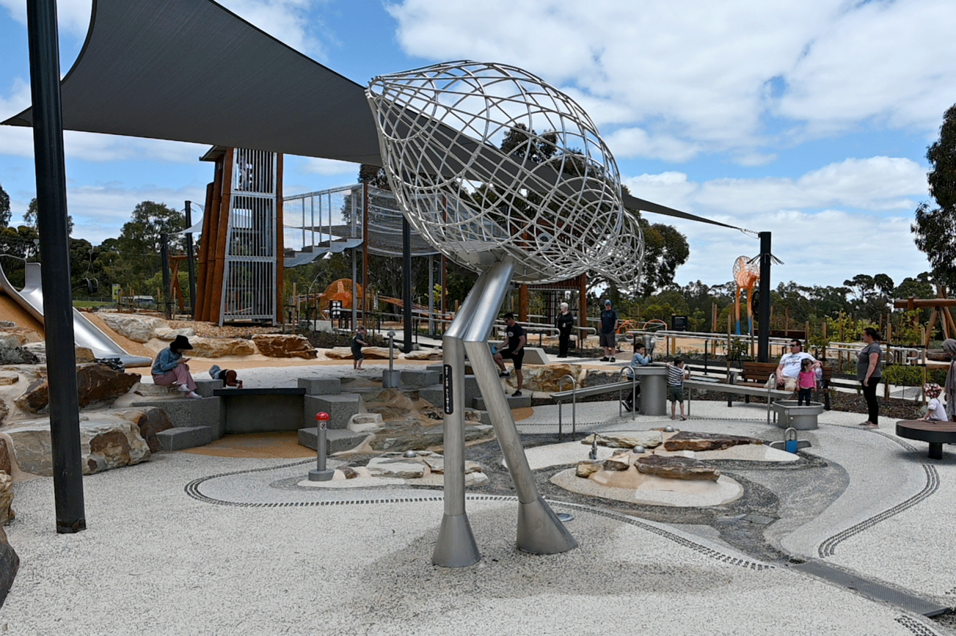 Thorndon Park Playground - Sand and water play, and junior slide