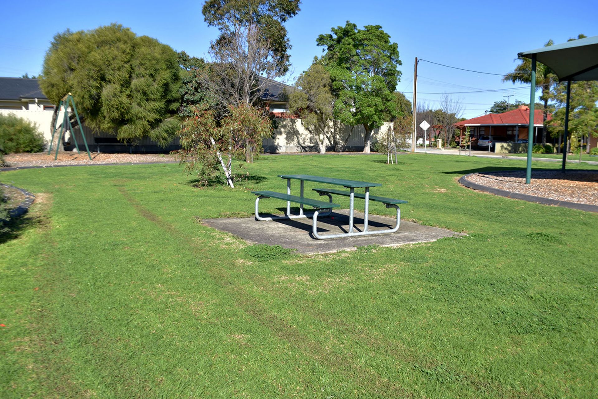 Donald Street Reserve Picnic Setting