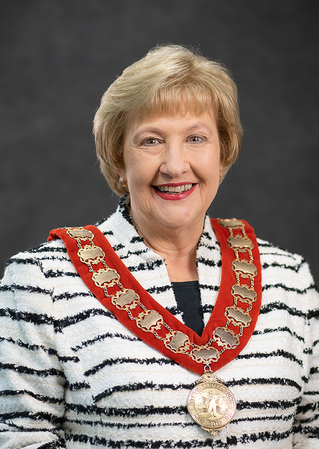Photograph of Mayor Jill Whittaker