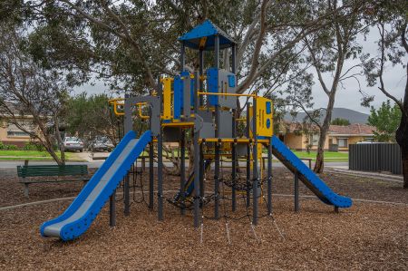 Flinders Parade Reserve - Climbing Structure