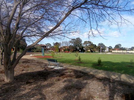 Oakdale Avenue Reserve