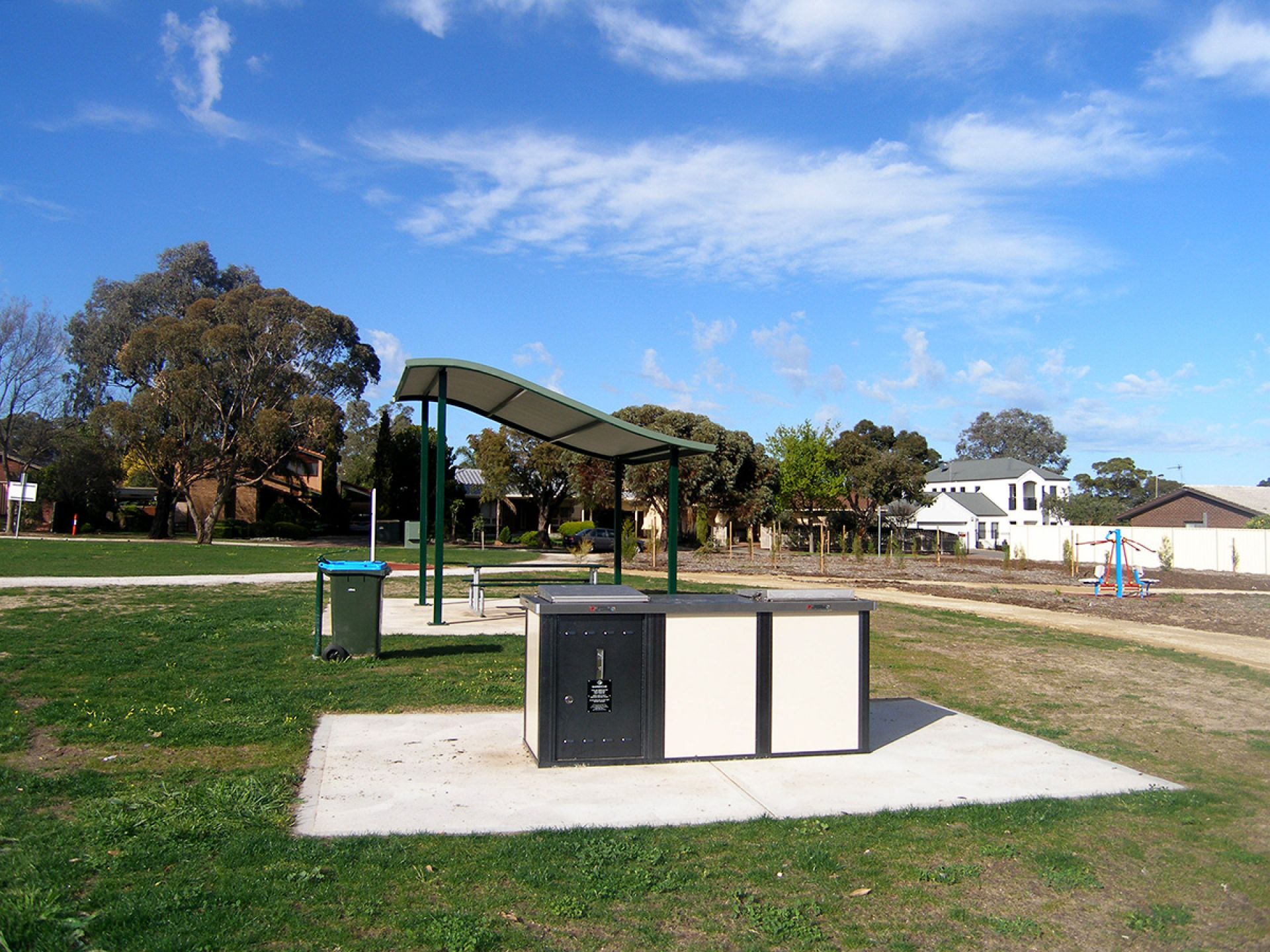 Oakdale Avenue Reserve BBQs