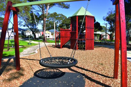 Grandview Grove Reserve - Nest Swing