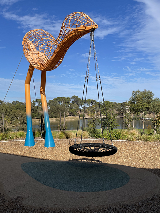 Thorndon Park's bird swing.