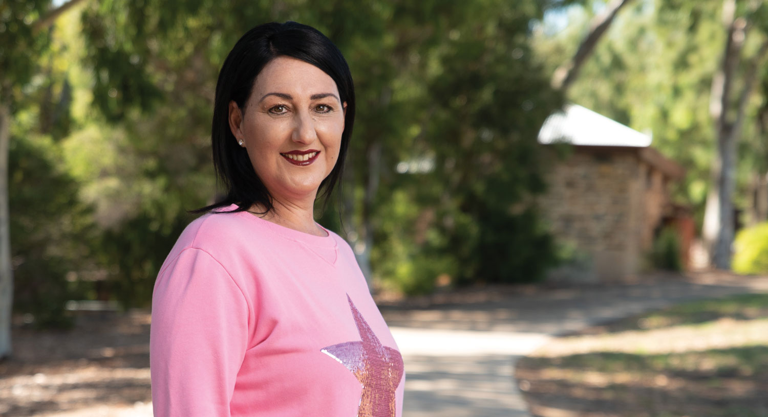 A portrait of Lisa De Vizio
