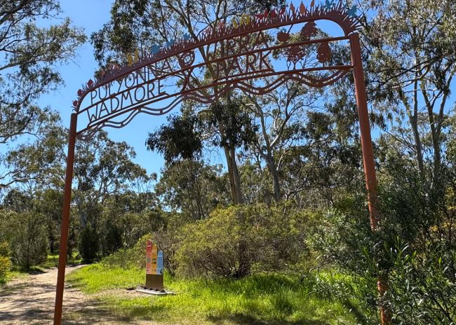 Wadmore Park - Pulyonna Wirra entrance arch and signage