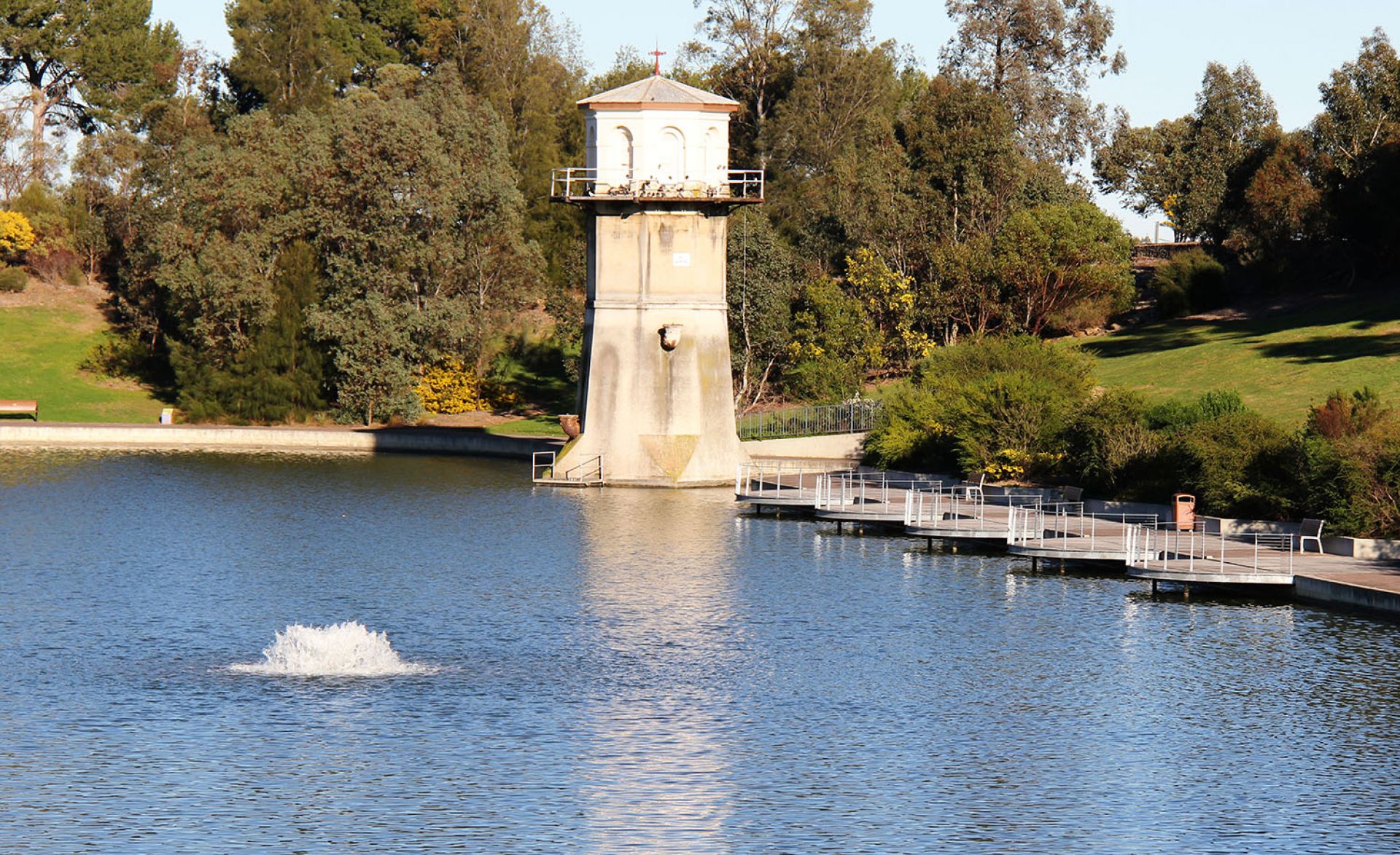 Thorndon Park Water Tower and reservoir.
