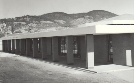 Campbelltown Council Municipal Offices on the establishment of the new gardens. 