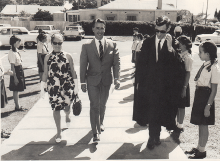 Premier Don Dunstan and Mrs Dunstan arriving at the official opening ceremony for the Campbelltown City Council Chambers.