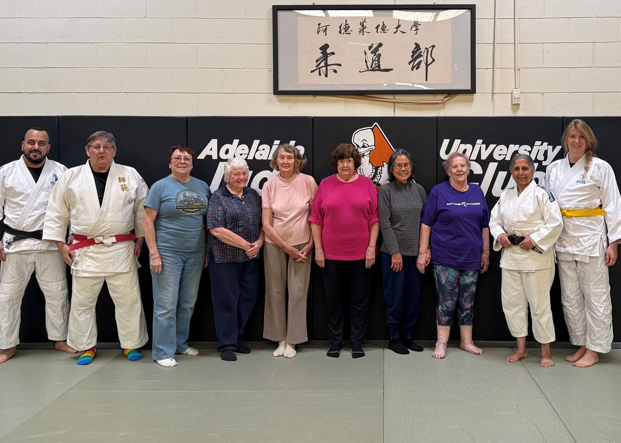 A group of judo participants